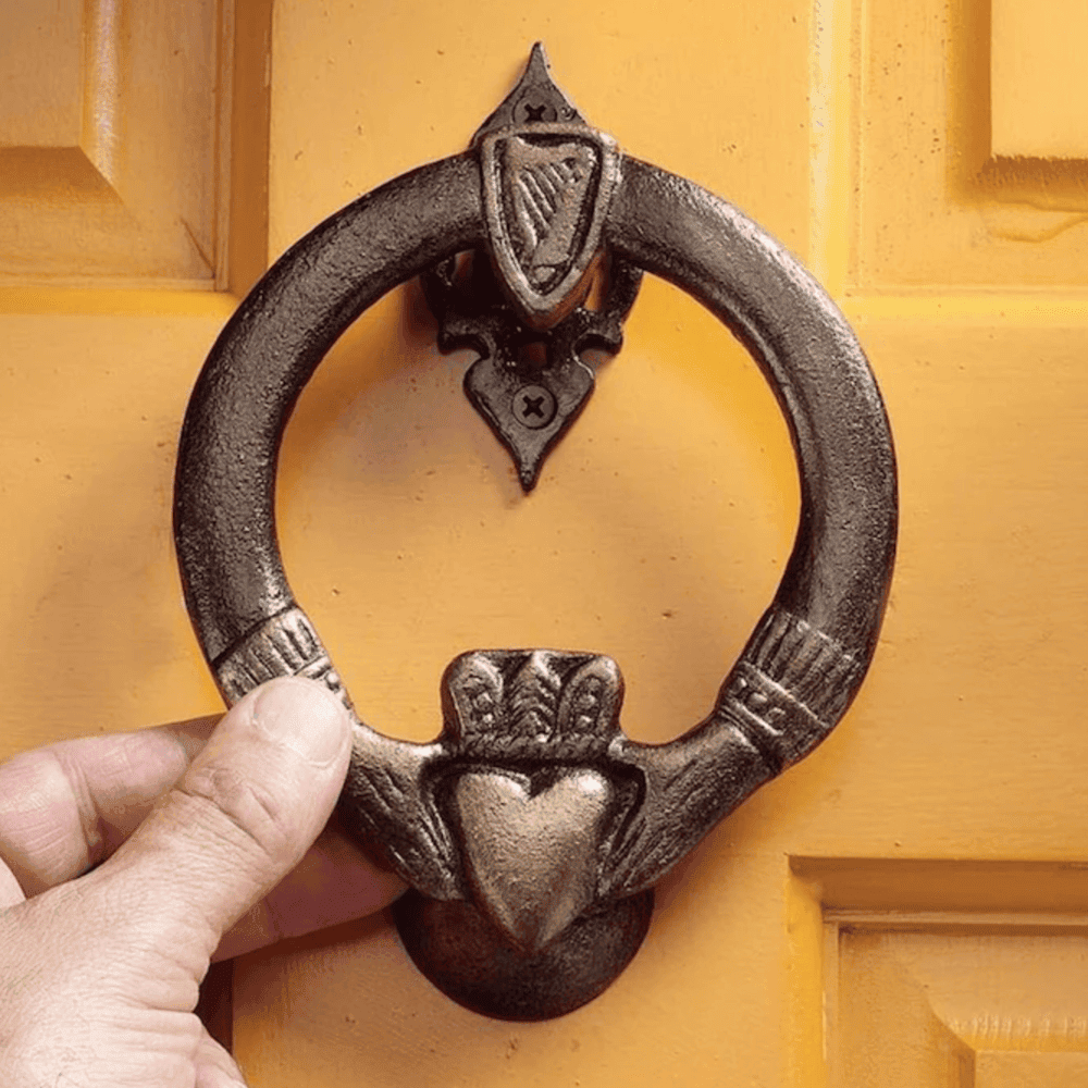 Door-Knocker-Amazon