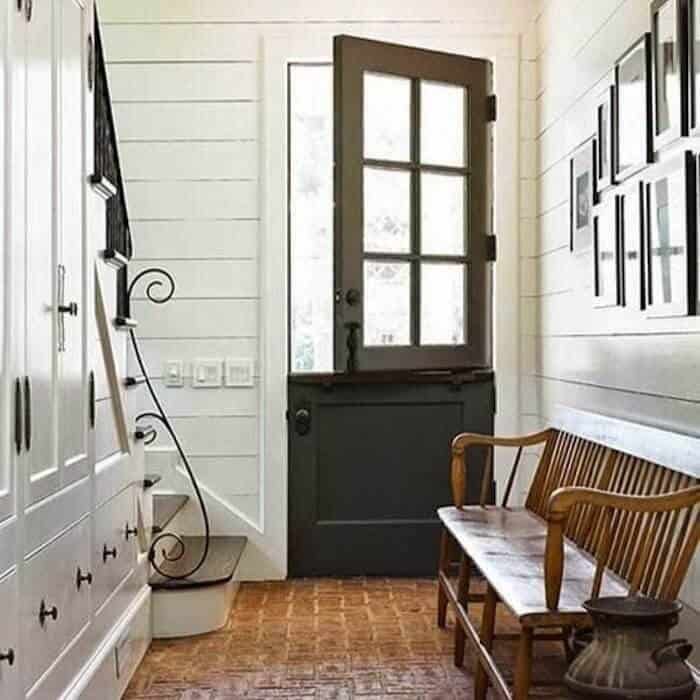 Interior Durch Door Black farmhouse