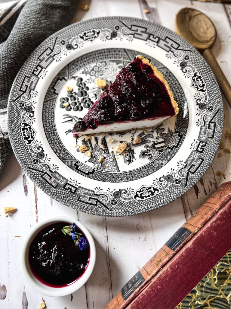 No bake cheesecake with compote
