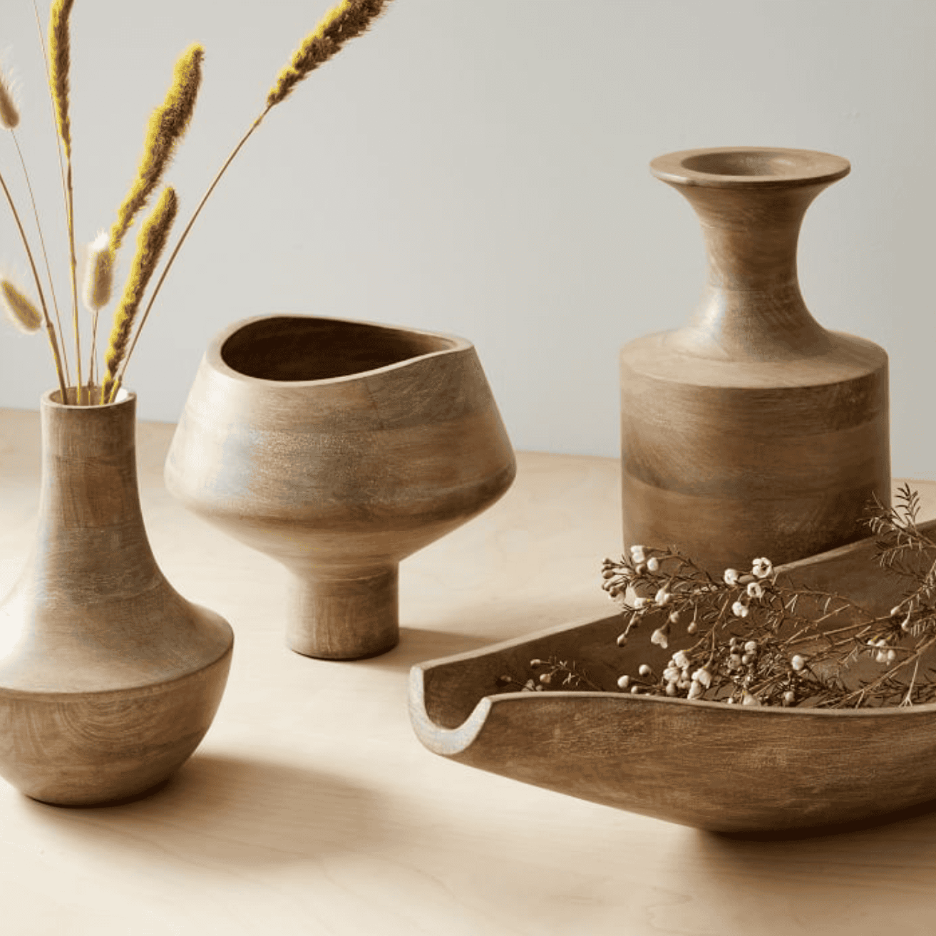 natural wood vase accents