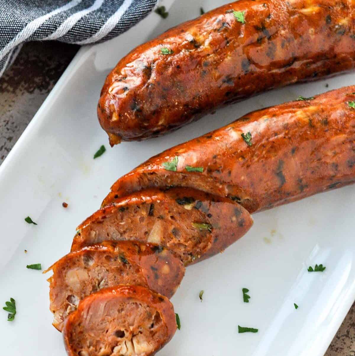 Partially-sliced sausage links.