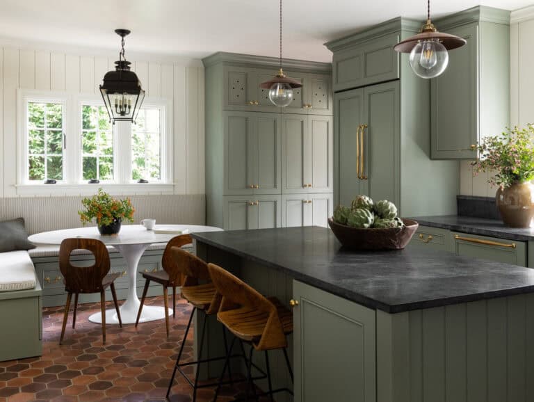 How Much Does it Cost to Paint Kitchen 136 home