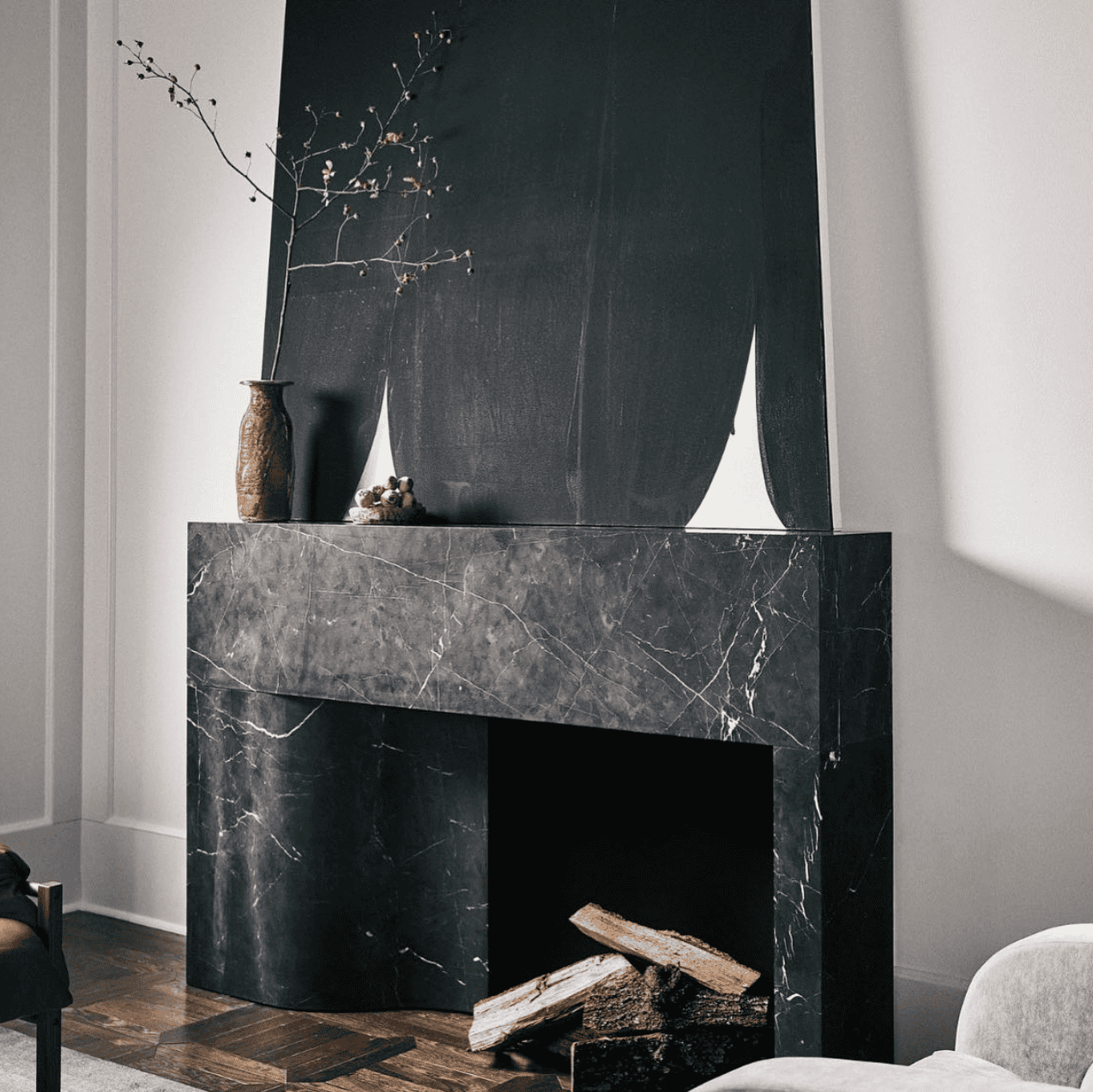 how to decorate a living room with a fireplace